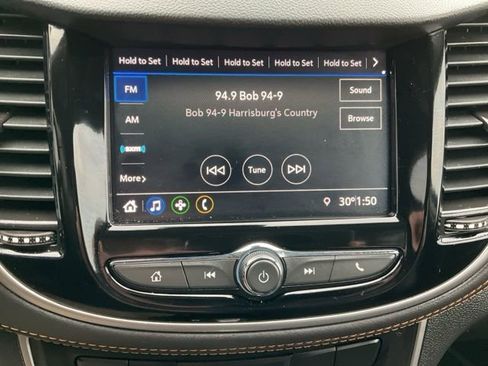 Certified 2022 Chevrolet Trax LT w/ LT Convenience Package image 13