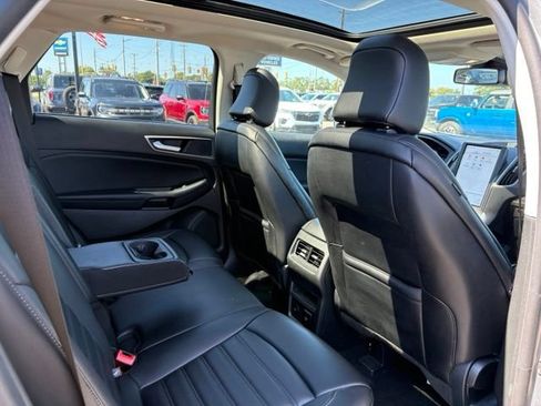 Certified 2024 Ford Edge SEL w/ Convenience Package AWD/4WD image 13