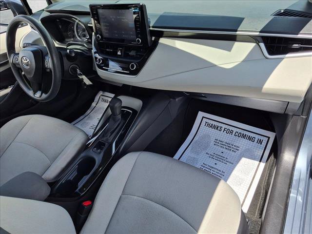 Used 2022 Toyota Corolla LE FWD image 19