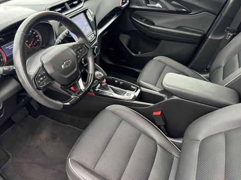 Used 2021 Chevrolet TrailBlazer RS w/ Sun and Liftgate Package image 10