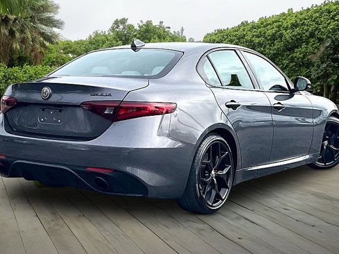 Used 2020 Alfa Romeo Giulia w/ Quick Order Package 22K Sport image 2