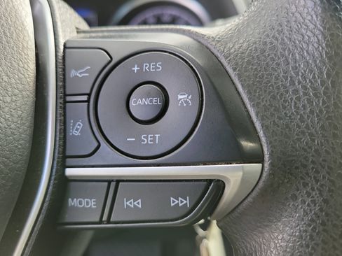 Used 2023 Toyota Camry LE image 24