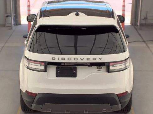 Used 2019 Land Rover Discovery SE AWD/4WD image 7