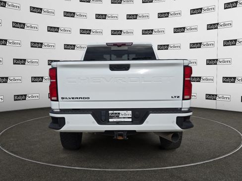 Used 2024 Chevrolet Silverado 2500 LTZ w/ LTZ Plus Package AWD/4WD image 5