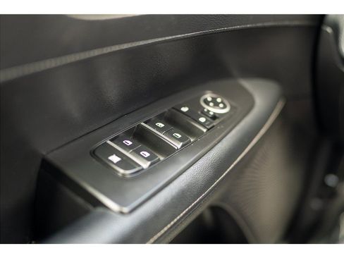 Used 2023 Kia Forte LXS w/ LXS Technology Package FWD image 15