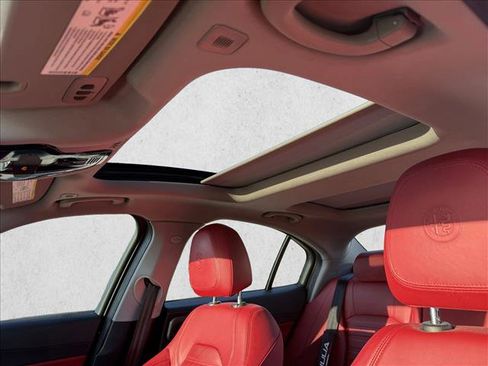 Used 2019 Alfa Romeo Giulia Ti Sport w/ Quick Order Package 22S Sport image 15