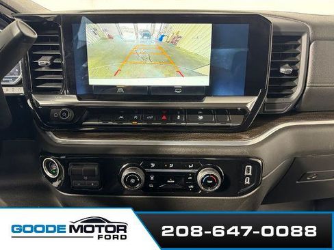 Used 2022 Chevrolet Silverado 1500 LT w/ Max Trailering Package AWD/4WD image 17