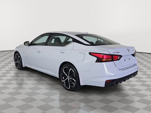 Certified 2023 Nissan Altima 2.5 SR FWD image 6