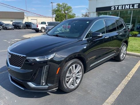 Used 2021 Cadillac XT6 Premium Luxury AWD/4WD image 3