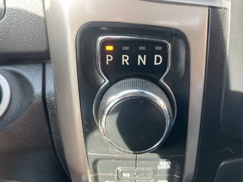 Used 2016 RAM 1500 Classic SLT AWD/4WD image 24