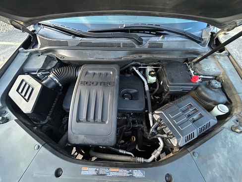 Used 2011 GMC Terrain SLE image 11