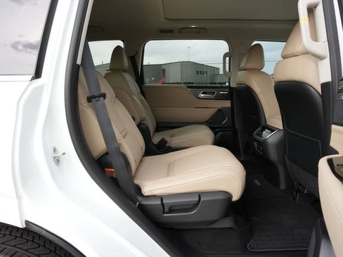 New 2026 INFINITI QX80 Pure w/ Cargo Package image 21