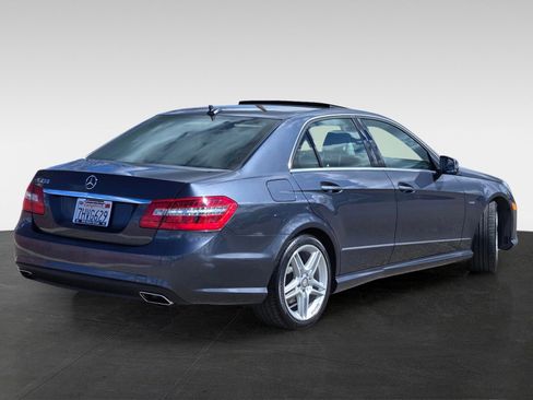 Used 2012 Mercedes-Benz E 350 Sedan image 4
