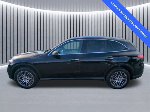 Used 2024 Mercedes-Benz GLC 300 4MATIC image 8