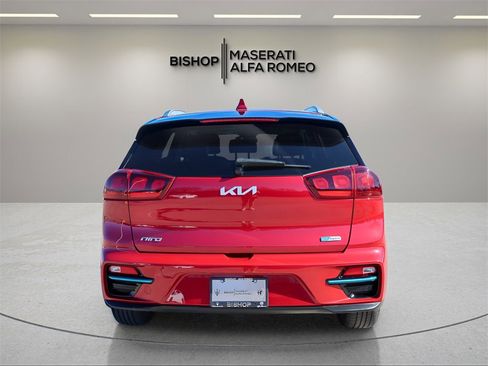 Used 2022 Kia Niro EX w/ Cold Weather Package image 6