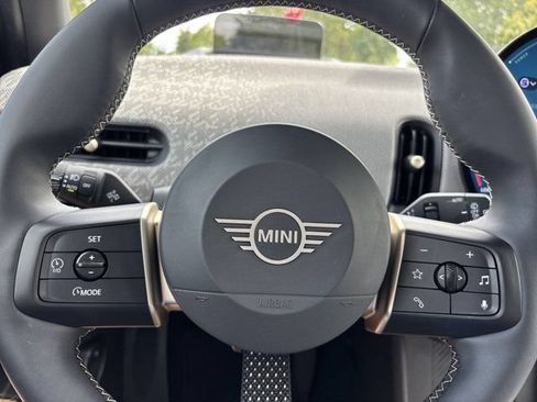 Used 2025 MINI Cooper S FWD image 24