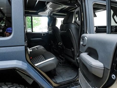 Used 2025 Jeep Wrangler Unlimited Rubicon 392 image 82