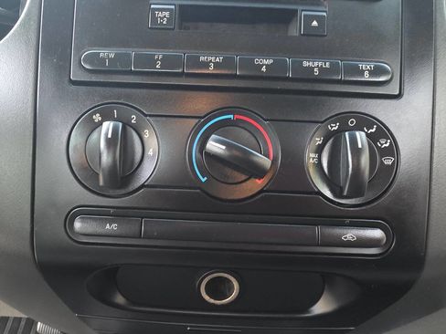 Used 2006 Ford F150 STX image 26