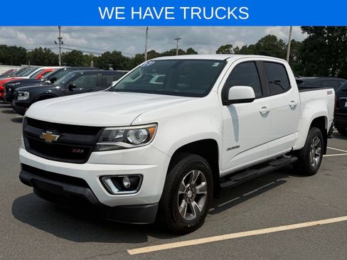Used 2017 Chevrolet Colorado Z71 RWD image 8