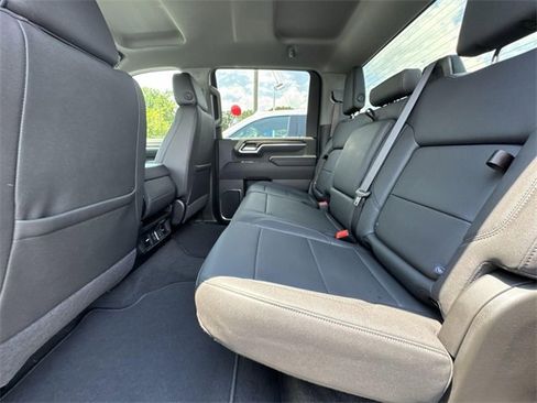 New 2025 GMC Sierra 2500 SLT image 9