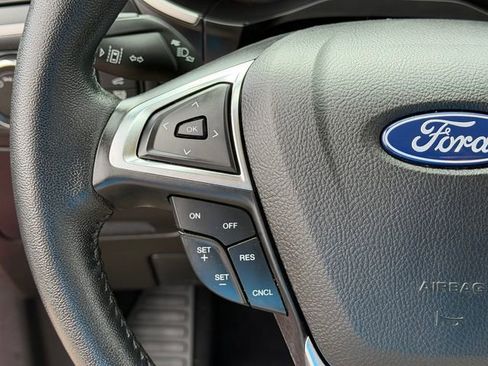 Used 2021 Ford Edge SEL w/ Convenience Package FWD image 13