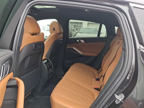 Used 2023 BMW X6 xDrive40i w/ Premium Package image 10