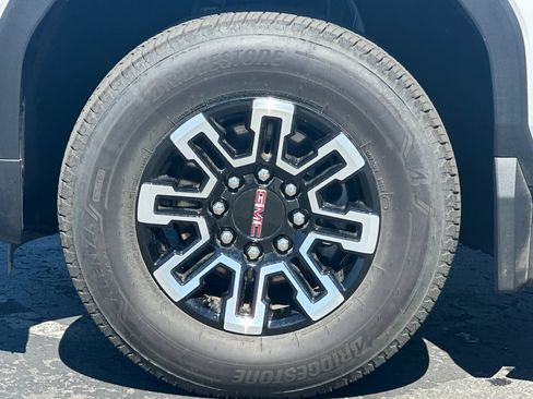 Used 2026 GMC Sierra EV Elevation AWD/4WD image 41