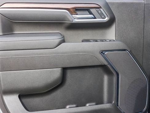 New 2026 Chevrolet Silverado 1500 LT image 19