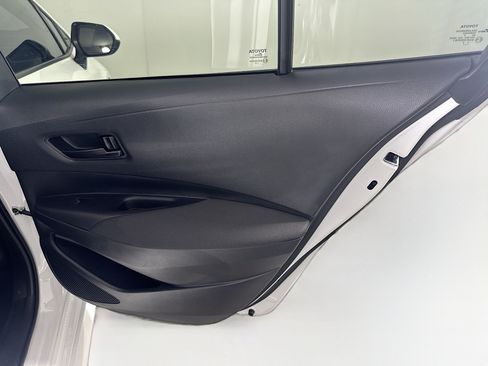 Used 2024 Toyota Corolla LE FWD image 29