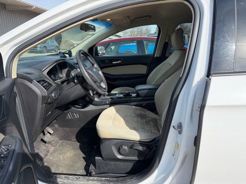 Used 2016 Ford Edge SE image 7