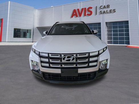 Used 2025 Hyundai Santa Cruz SEL FWD image 2