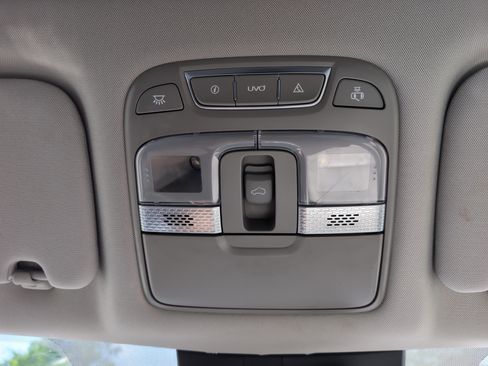 Used 2022 Kia Telluride EX w/ EX Premium Package FWD image 38
