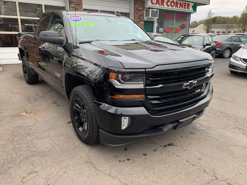 Used 2017 Chevrolet Silverado 1500 LT w/ Midnight Edition image 1
