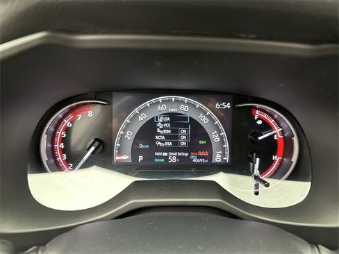 Used 2024 Toyota RAV4 Adventure image 15