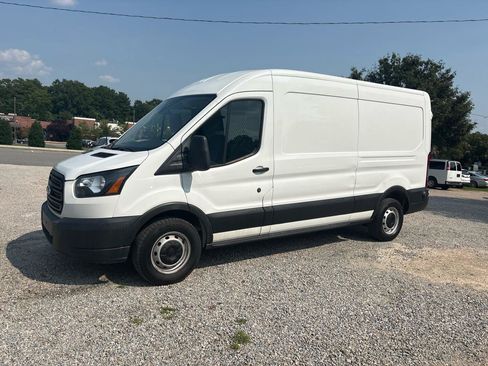Used 2019 Ford Transit 250 148 Medium Roof RWD image 14