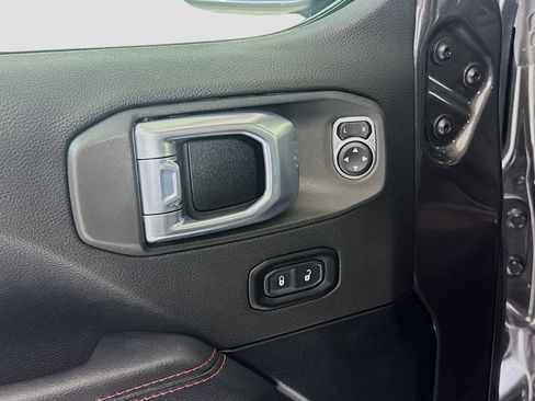 Used 2023 Jeep Wrangler Unlimited Rubicon w/ Cold Weather Group image 16