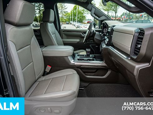 Used 2025 Chevrolet Silverado 1500 LTZ w/ LTZ Convenience Package II image 24