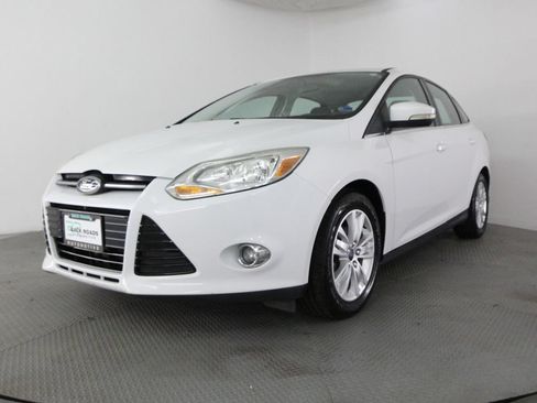 Used 2012 Ford Focus SEL FWD image 3