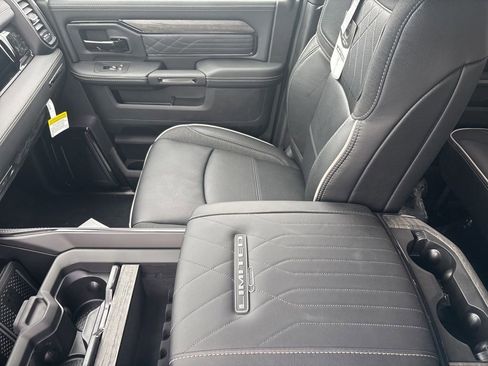 New 2026 RAM 3500 Limited AWD/4WD image 29