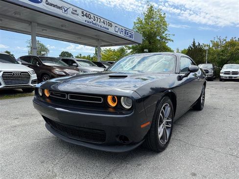 Used 2019 Dodge Challenger SXT AWD/4WD image 1