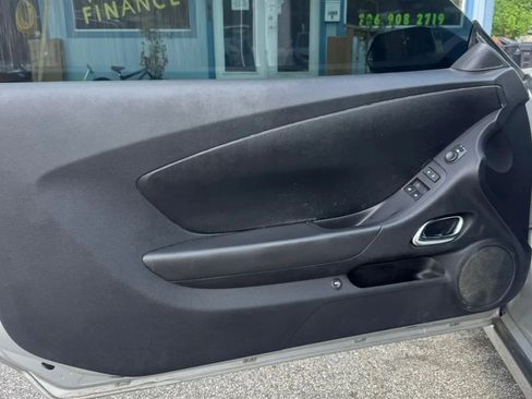 Used 2015 Chevrolet Camaro LS RWD image 8