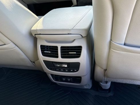 Used 2018 Acura MDX FWD image 18