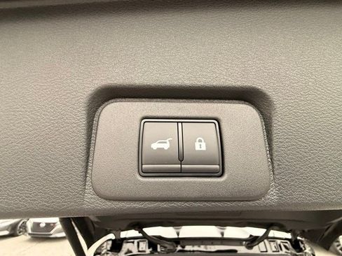 New 2026 Nissan Rogue Platinum w/ Tech Package image 17