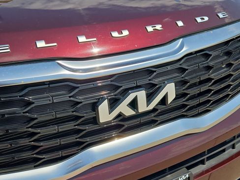 Certified 2022 Kia Telluride S AWD/4WD image 10