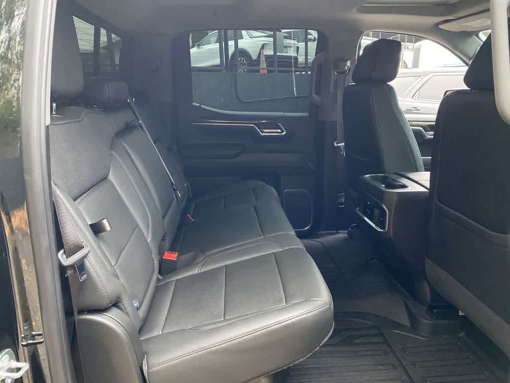 Used 2024 GMC Sierra 1500 Elevation w/ Elevation Premium Package AWD/4WD image 17