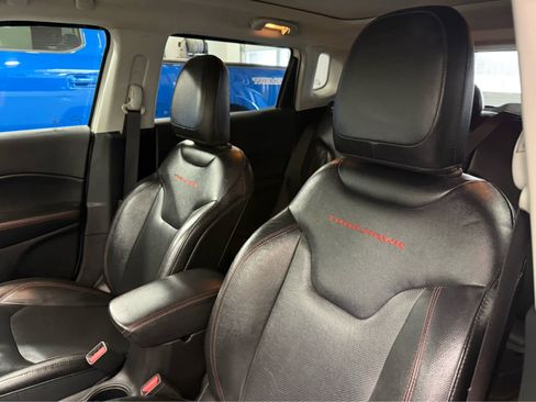 Used 2019 Jeep Compass Trailhawk w/ Leather Interior Group image 11