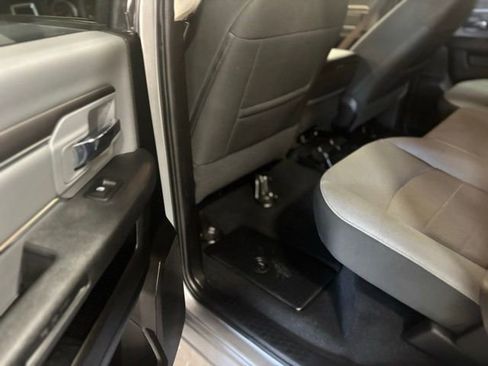 Used 2021 RAM 1500 Classic SLT RWD image 25