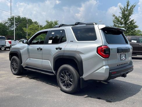 New 2026 Toyota 4Runner SR5 AWD/4WD image 20