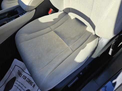 Used 2023 Honda Accord EX image 7