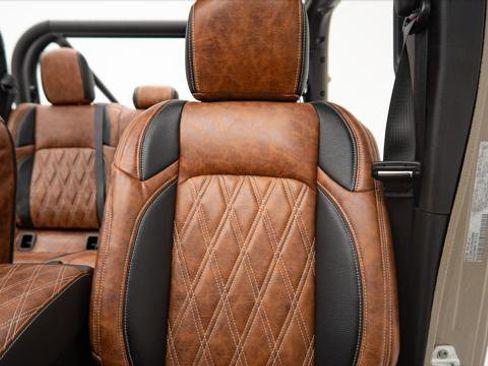 Used 2025 Jeep Gladiator Sport image 38